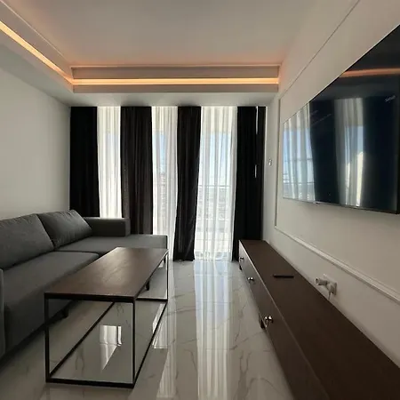 Grand Sapphire B10-165 Luxury By Myguest Cyprus