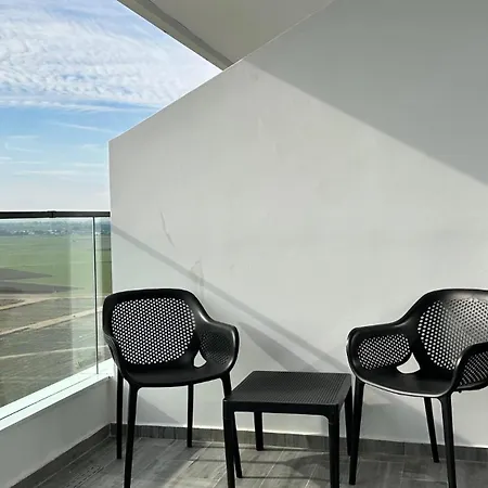 Grand Sapphire Residences 6 By Myguest Cyprus Apartament