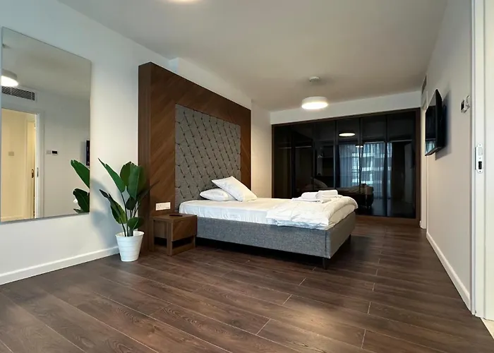 Grand Sapphire Residences 6 By Myguest Cyprus アパート