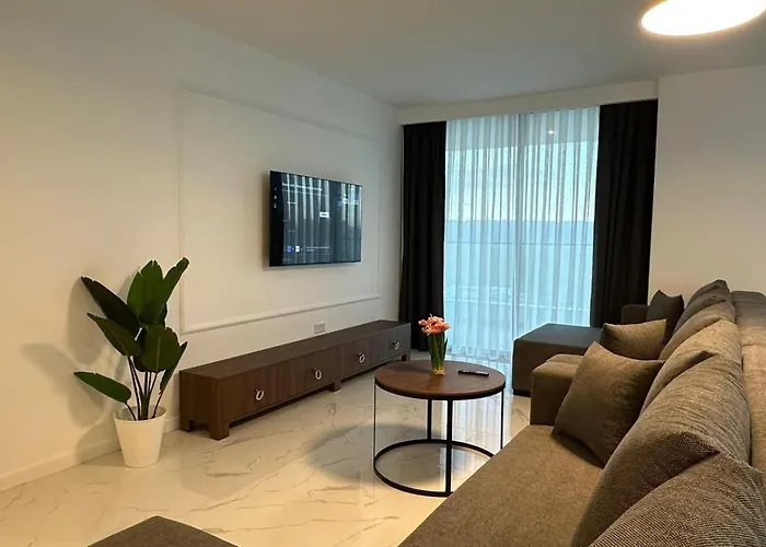 Grand Sapphire Residences 6 By Myguest Cyprus アパート *