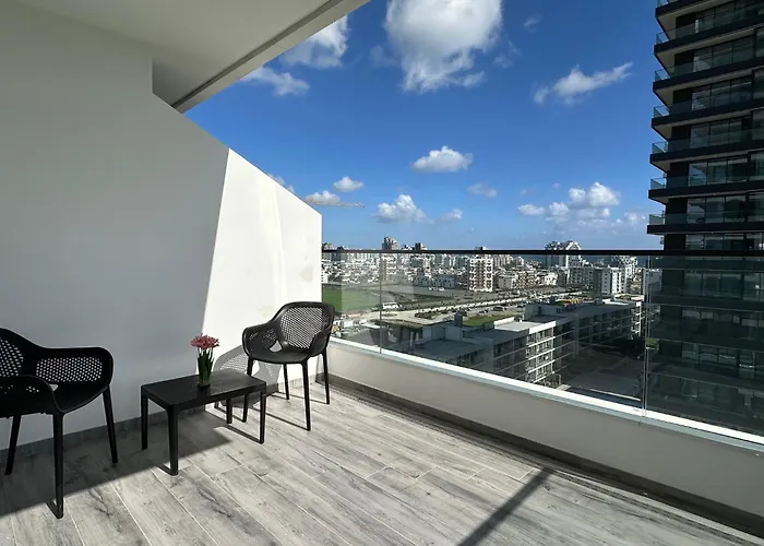 アパート Grand Sapphire Residences 6 By Myguest Cyprus